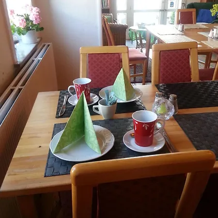 图路普旅馆 * 克内贝尔