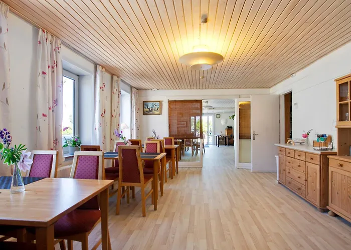 Thorup Strands Gaestgiveri *